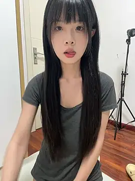 Snapshot of qiqi_x chatting on 07.03.26 qiqi x online show from 07.03.26