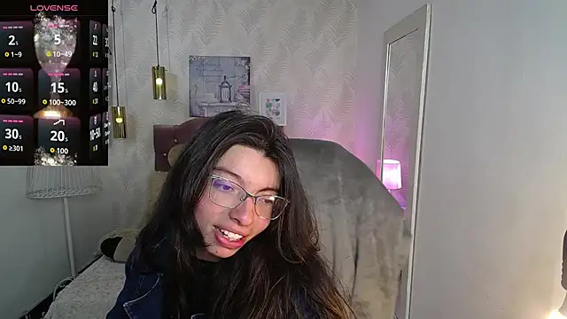 alllyson  online show from 11.06.25