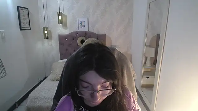 alllyson  online show from 12.13.25