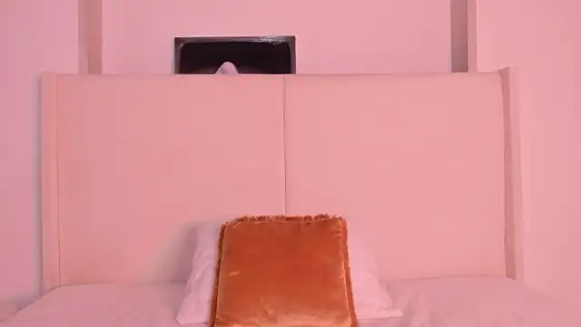 Sofi glow online show from 04.01.26