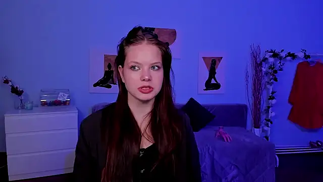 BetsyKiss online show from 10.24.25