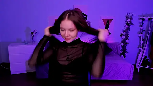 BetsyKiss online show from 04.16.26