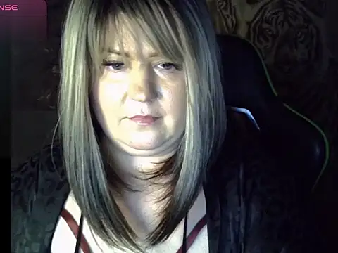 YuliiaSan online show from 11.10.25