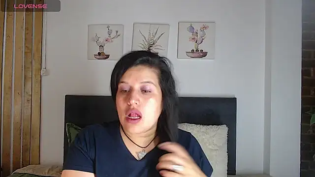 Andrea secret  online show from 11.19.25