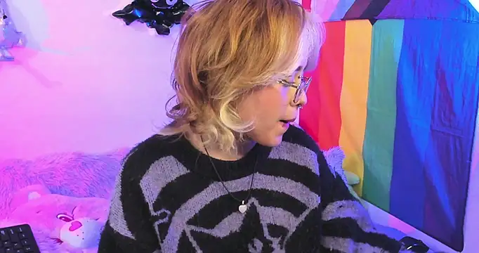 NekoWaifu online show from 10.21.25