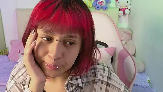 Snapshot of NekoWaifu chatting on 07.17.26 NekoWaifu online show from 07.17.26