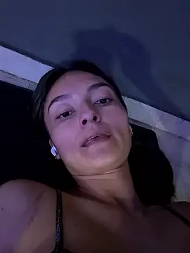 Snapshot of MiaKane99 chatting on 01.14.26 MiaKane99 online show from 01.14.26