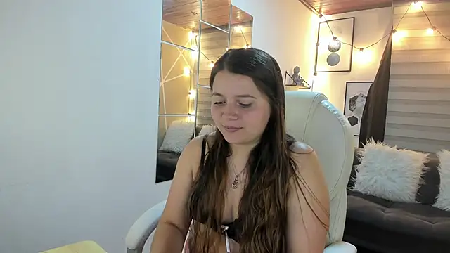 sophiee09  online show from 10.20.25