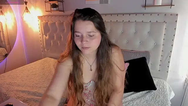 sophiee09  online show from 12.02.25