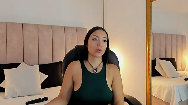 Megan-8 online show from 04.01.26