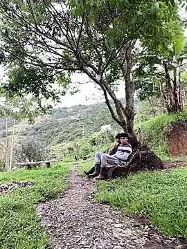 sky-wolves online show from 11.08.25