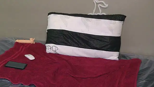 Serafynn online show from 01.05.26