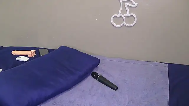 Serafynn online show from 01.10.26