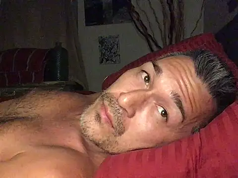 countryboi2002 online show from 10.30.25