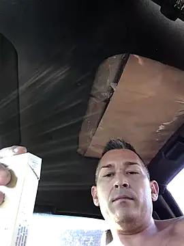 countryboi2002 online show from 11.11.25