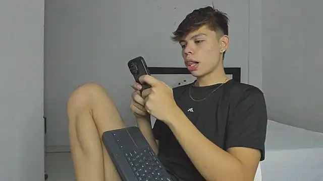 Zacktorres  online show from 01.16.26