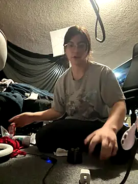 kimwoods25 online show from 10.02.25