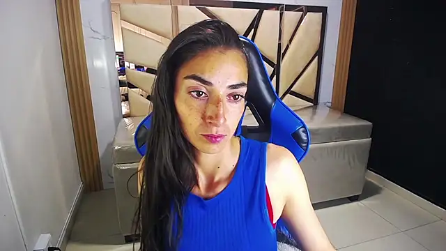 Snapshot of Maily_a_ chatting on 01.17.26 Maily a online show from 01.17.26