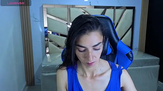 Snapshot of Maily_a_ chatting on 03.01.26 Maily a online show from 03.01.26