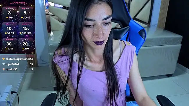 Snapshot of Maily_a_ chatting on 03.06.26 Maily a online show from 03.06.26