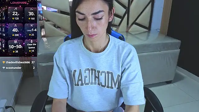 Snapshot of Maily_a_ chatting on 03.08.26 Maily a online show from 03.08.26