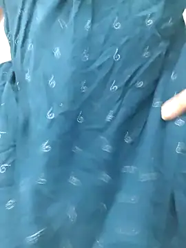 Snapshot of telugu_honey1 chatting on 02.25.26 telugu honey1 online show from 02.25.26