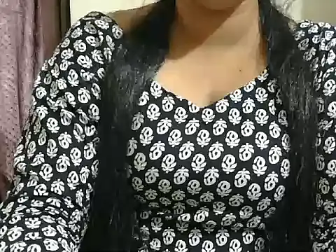 Snapshot of miss_rajni chatting on 10.27.25 miss rajni online show from 10.27.25