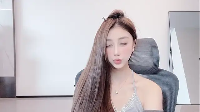 Snapshot of Melody-11 chatting on 03.04.26 Melody-11 online show from 03.04.26