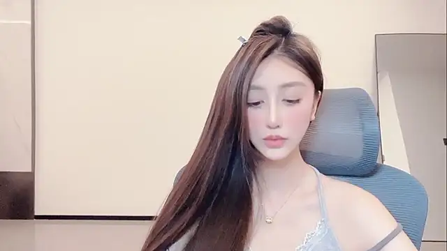 Snapshot of Melody-11 chatting on 03.04.26 Melody-11 online show from 03.04.26