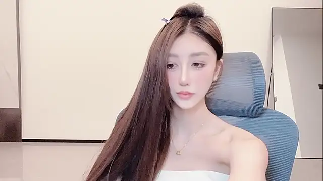 Snapshot of Melody-11 chatting on 03.10.26 Melody-11 online show from 03.10.26