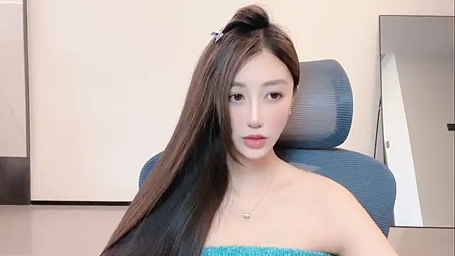 Snapshot of Melody-11 chatting on 03.19.26 Melody-11 online show from 03.19.26