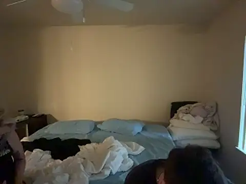 Snapshot of Matthew23Z chatting on 11.16.25 Matthew23Z online show from 11.16.25