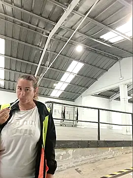 bichota85 online show from 10.09.25