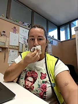 bichota85 online show from 10.22.25