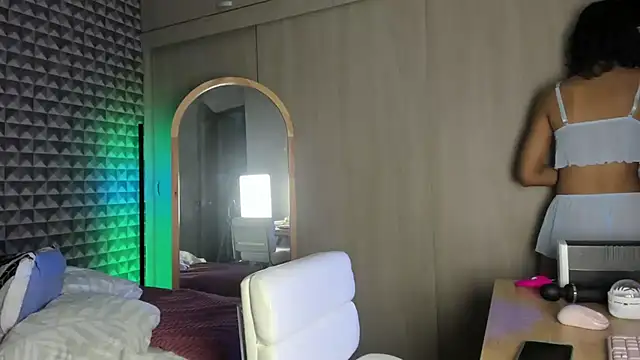 MissDhana online show from 02.19.26