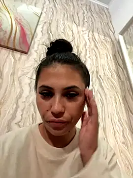 Snapshot of Sweet_Lya09 chatting on 09.26.25 Sweet Lya09 online show from 09.26.25