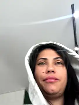 Snapshot of Sweet_Lya09 chatting on 10.08.25 Sweet Lya09 online show from 10.08.25