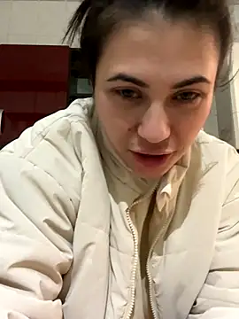 Snapshot of Sweet_Lya09 chatting on 10.12.25 Sweet Lya09 online show from 10.12.25