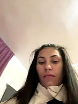 Snapshot of Sweet_Lya09 chatting on 10.14.25 Sweet Lya09 online show from 10.14.25