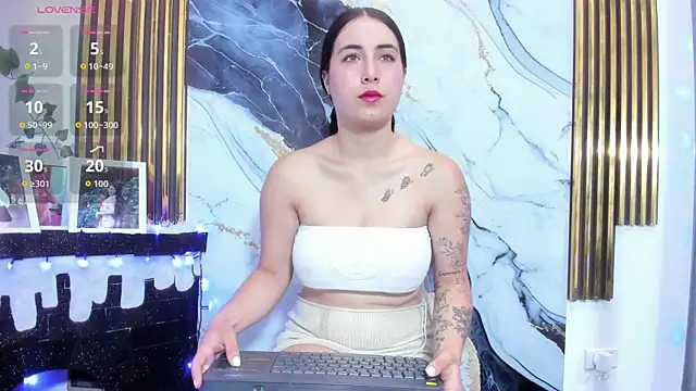 brittanyy20 online show from 01.06.26