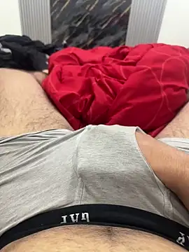 Snapshot of futsam653 chatting on 05.28.26 futsam653 online show from 05.28.26