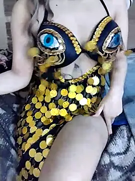 Snapshot of shahinaz-123 chatting on 02.18.26 shahinaz-123 online show from 02.18.26