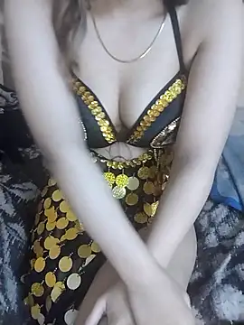 Snapshot of shahinaz-123 chatting on 02.24.26 shahinaz-123 online show from 02.24.26