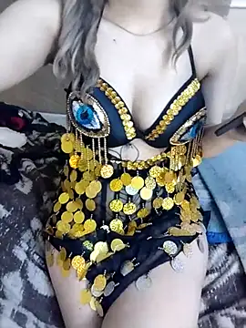 Snapshot of shahinaz-123 chatting on 02.28.26 shahinaz-123 online show from 02.28.26