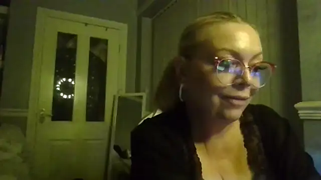 BonnyDesire online show from 02.17.26