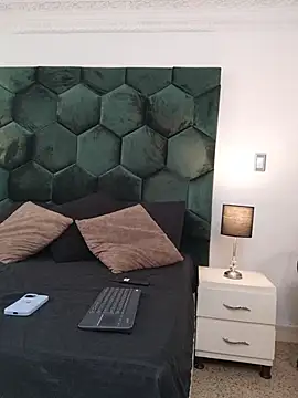 AllexJacob online show from 04.09.26