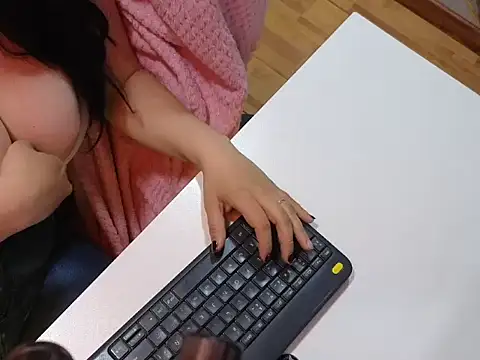 valery cute 18 online show from 12.05.25