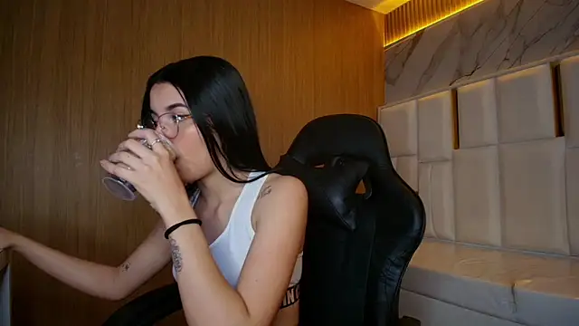 sophiadoll tf online show from 10.10.25