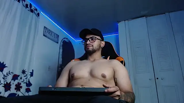 Chrys harris77 online show from 12.16.25