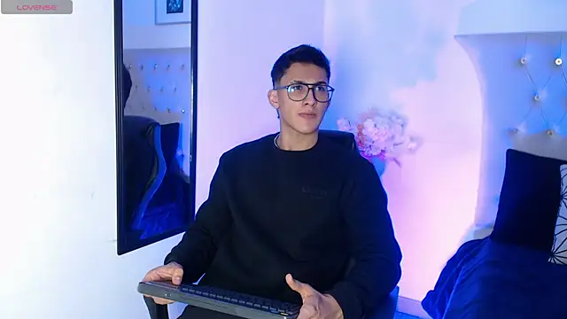 SalvadorFit online show from 11.03.25